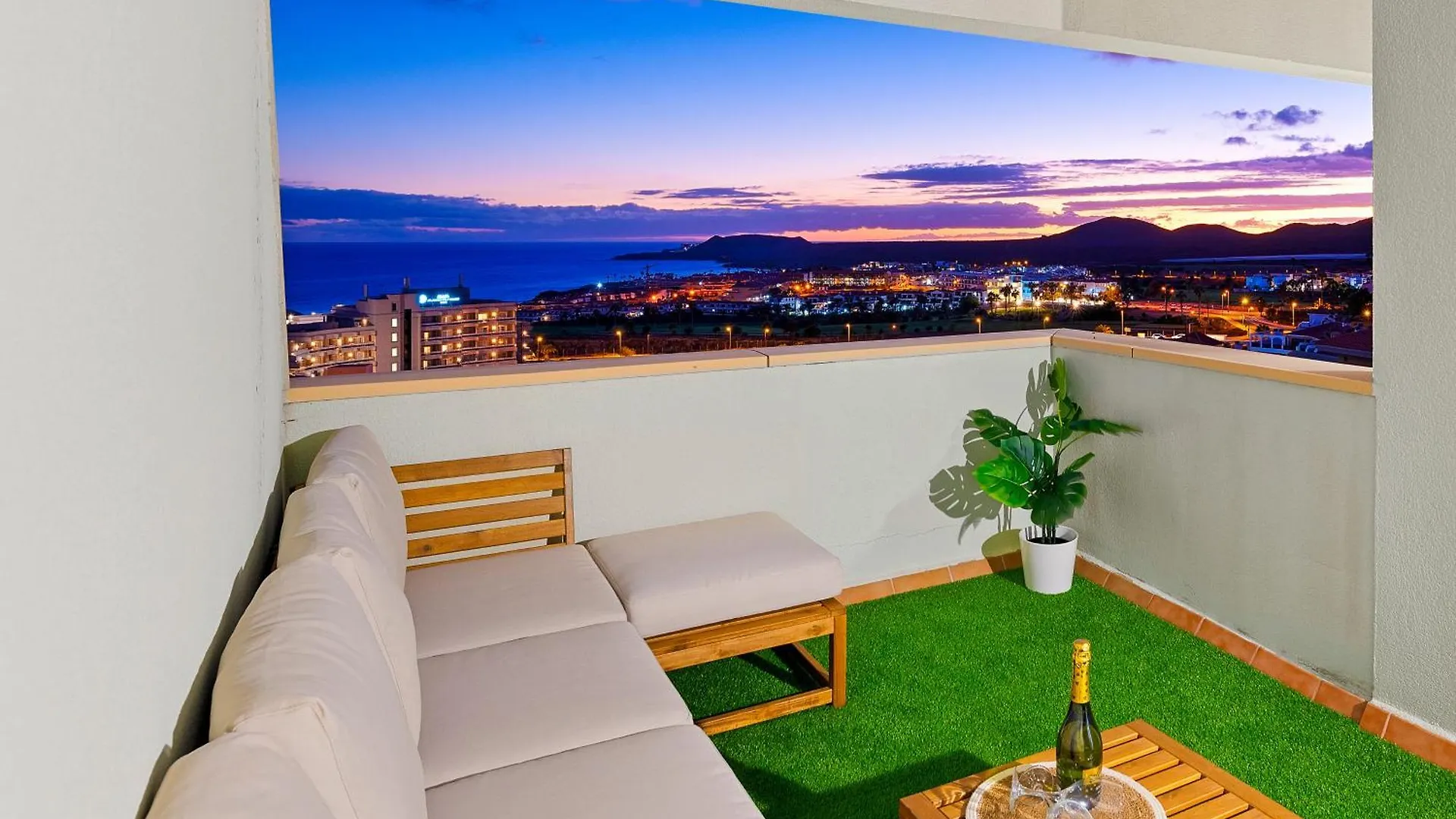 Apartment Ferienwohnung Breathtaking Panoramic Views In Golf Del Sur Cnd53 San Miguel de Abona